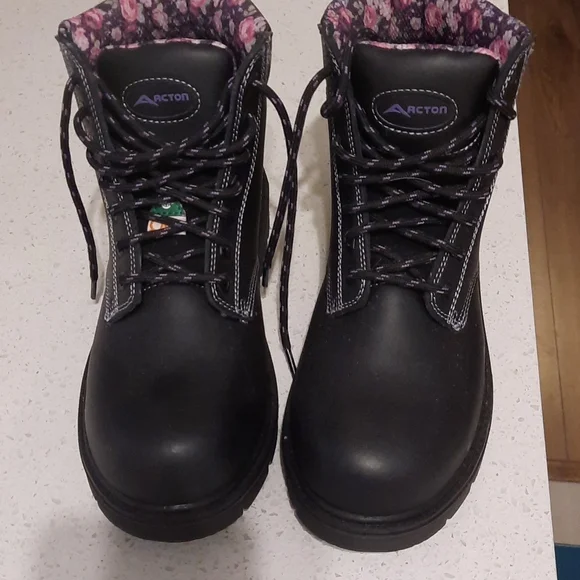 Combat boots - Picture 1 of 1
